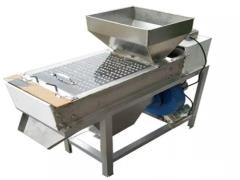 Máy bóc vỏ đậu phộng - vỏ lụa